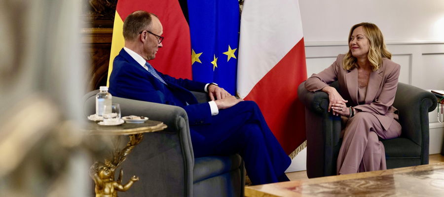 Giorgia Meloni z nowym kanclerzem Niemiec Friedrichem Merzem. 