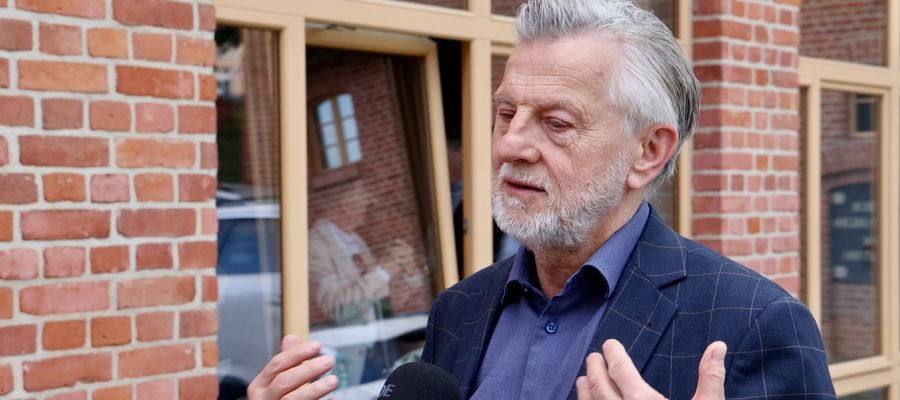 Czy o polityce rozmawia się tylko w Warszawie?