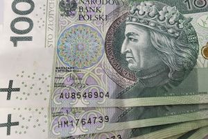 Czas na decyzje i wypłaty. Ile kto dostanie?