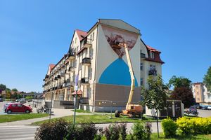 Ełk maluje swoją historię na murach