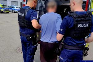 Koszmarna noc! 56-latek zaatakował nożem znajomego – usiłowanie zabójstwa!