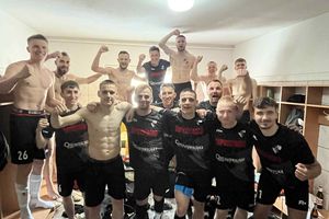 Bracia skradli piłkarskie show!