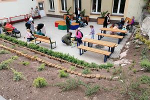 Zielona strefa relaksu i edukacji otwarta