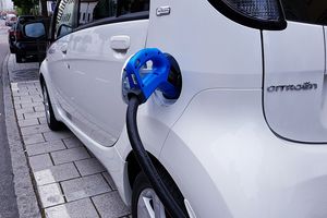 Ile kosztuje ładowanie elektryka w Europie? Polska wśród najdroższych krajów