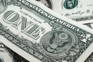Dolar tanieje. Warto kupić wycieczkę do USA 