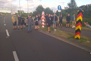Obywatelskie patrole nie w smak niemieckiej policji. Są zatrzymania.