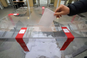 Jak głosowano na statkach i platformach? Są dane ze 100 proc. obwodów głosowania