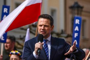 Tajne pieniądze na kampanię? Śledczy wkraczają do gry