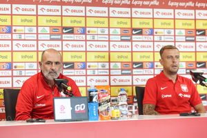 Z Mołdawią Bułka w bramce, Grosicki kapitanem