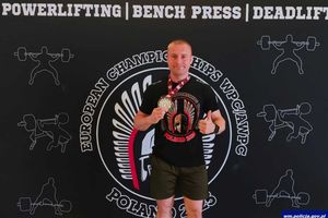 Służba i siła – funkcjonariusz z Olsztyna wygrywa Mistrzostwa Europy WPC/AWPC