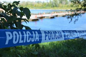 Tragiczne zdarzenie w porcie koło Giżycka. W wodzie znaleziono ciało mężczyzny