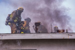 Pożar w domu opieki w Saragossie; nie żyje jedna osoba, 19 rannych