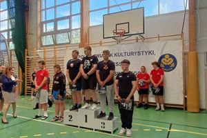 Srebrne podium Zamku-Expom w trójboju siłowym