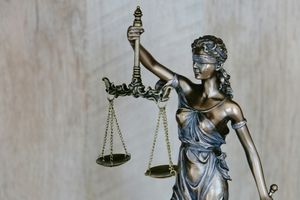 Po latach oskarżeń – ksiądz z Pionek uniewinniony przez sąd