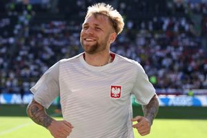 „Wyje… mu liścia”. Puchacz odpala bombę i wywołuje burzę. Eksperci nie zostawili suchej nitki