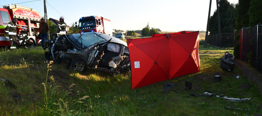 Tragiczny wypadek. Kierowca zginął na miejscu zdarzenia