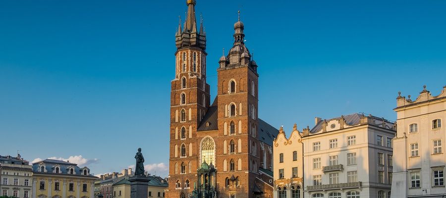 Proboszcz Bazyliki Mariackiej odwołany! Jest decyzja papieża