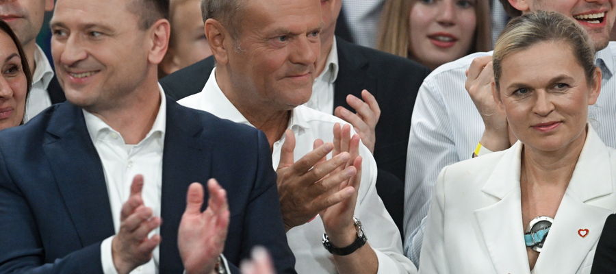 Donald Tusk podczas wieczoru wyborczego Rafała Trzaskowskiego.