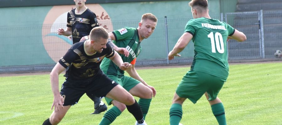 Znicz - Mamry 4:1