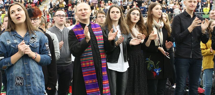W sobotę 30 tys. osób weźmie udział w spotkaniu „Jezus na stadionie Legii”