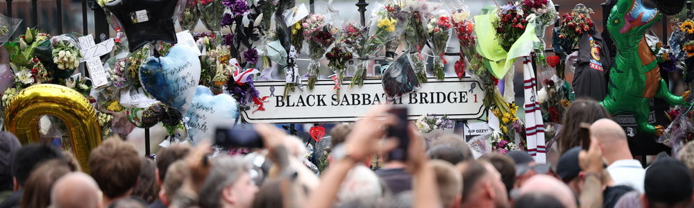 Rodzinne miasto Birmingham i tysiące fanów pożegnało Ozzy’ego Osbourne’a [ZDJĘCIA]