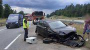 Kierująca seatem zasłabła na drodze ekspresowej i uderzyła w barierki