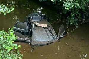 Audi w rzece!