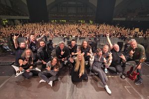 Polska legenda rocka w świecie metalu! Zaskakujący gość w nowym utworze Polish Metal Alliance

