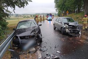 Groźny wypadek na DK59. Droga jest zablokowana