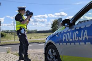 Bez prawa jazdy jechała na egzamin. „Wpadła”, bo przekroczyła prędkość