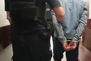 Zamaskowani bandyci wtargnęli do lokalu i sterroryzowali obsługę