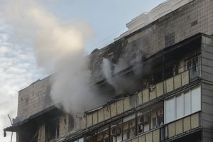 Zełenski: Rosja zaatakowała Ukrainę 18 rakietami i 400 dronami