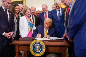 Trump wypowiada wojnę fentanylowi