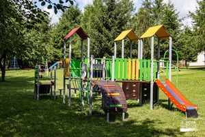 Bartoszyce: Nowe urządzenia na placu zabaw