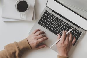 Jedna rata zamiast wielu, czyli jak działa kredyt konsolidacyjny?
