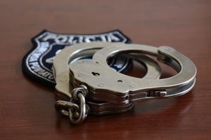 Ukrywał się 17 lat. Wpadł po telefonie na numer alarmowy