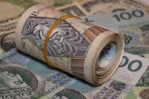 Chciała szybko zarobić, straciła 345 tysięcy złotych