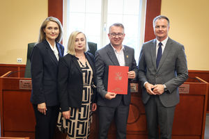 Nowy sprzęt i modernizacje remiz w gminie Janowiec Kościelny