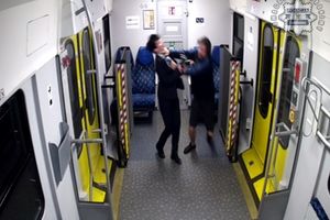 Atak na konduktorkę w pociągu „Batory”. Policja szuka świadków