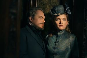 Netflix rozpoczął zdjęcia do serialowej ekranizacji „Lalki”. Kto zagra główne role?