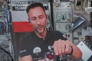 Misja zrealizowana. Polak wraca z kosmosu na Ziemię
