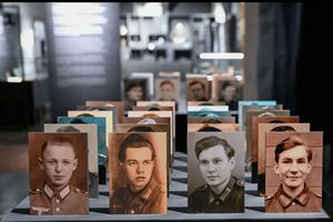 Odwracanie historii i plucie Polakom w twarz