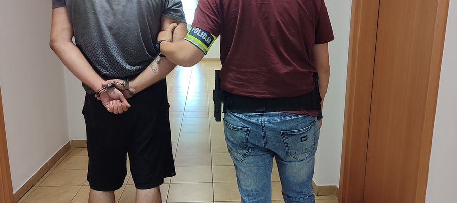 Unikał kary. Policja go namierzyła i odstawiła do zakładu karnego