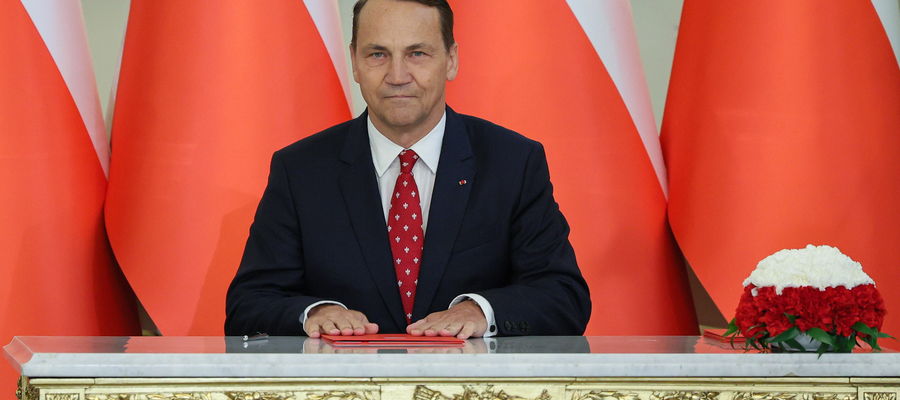 Sikorski przekonuje Trumpa do pomocy Ukrainie