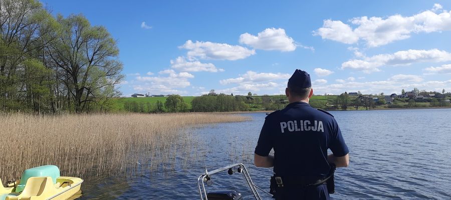 Kolejne utonięcie! Z wody jeziora Narie wydobyto ciało mężczyzny 