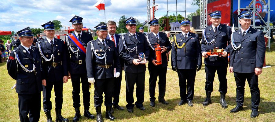  100 lat w służbie ludziom
