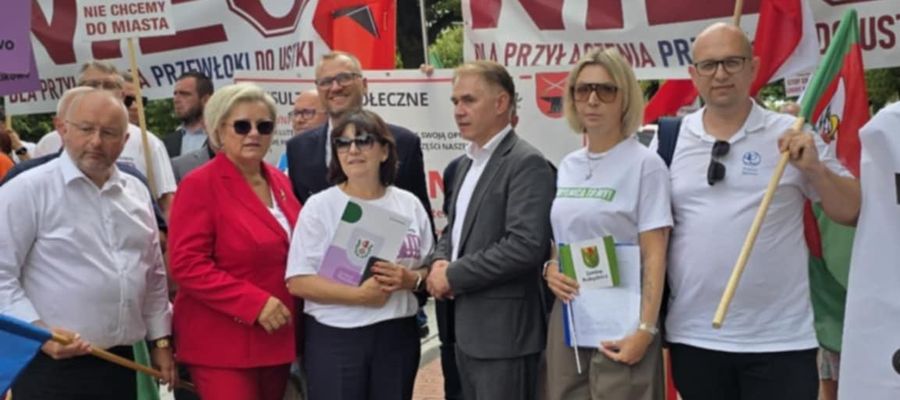 Protest samorządów w Warszawie