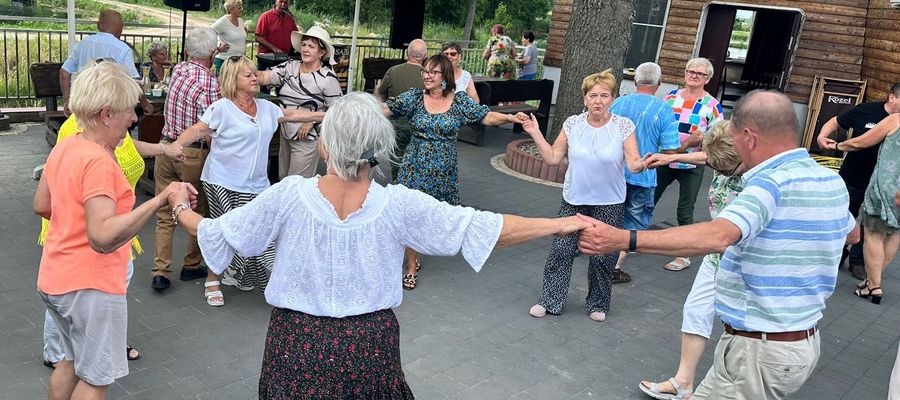 Nowomiejscy emeryci bawili się w Koszelewach