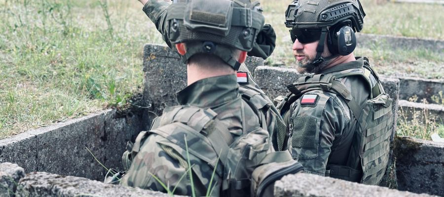 Egzamin przepustką do służby