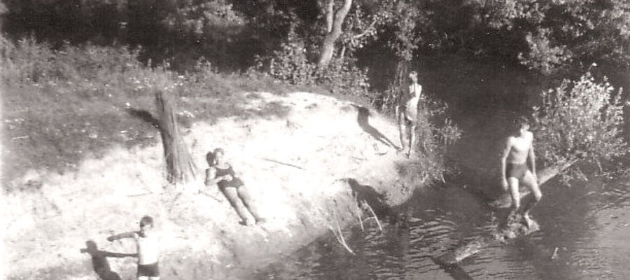 Lata pięćdziesiąte minionego wieku — plażowanie nad Drwęcą